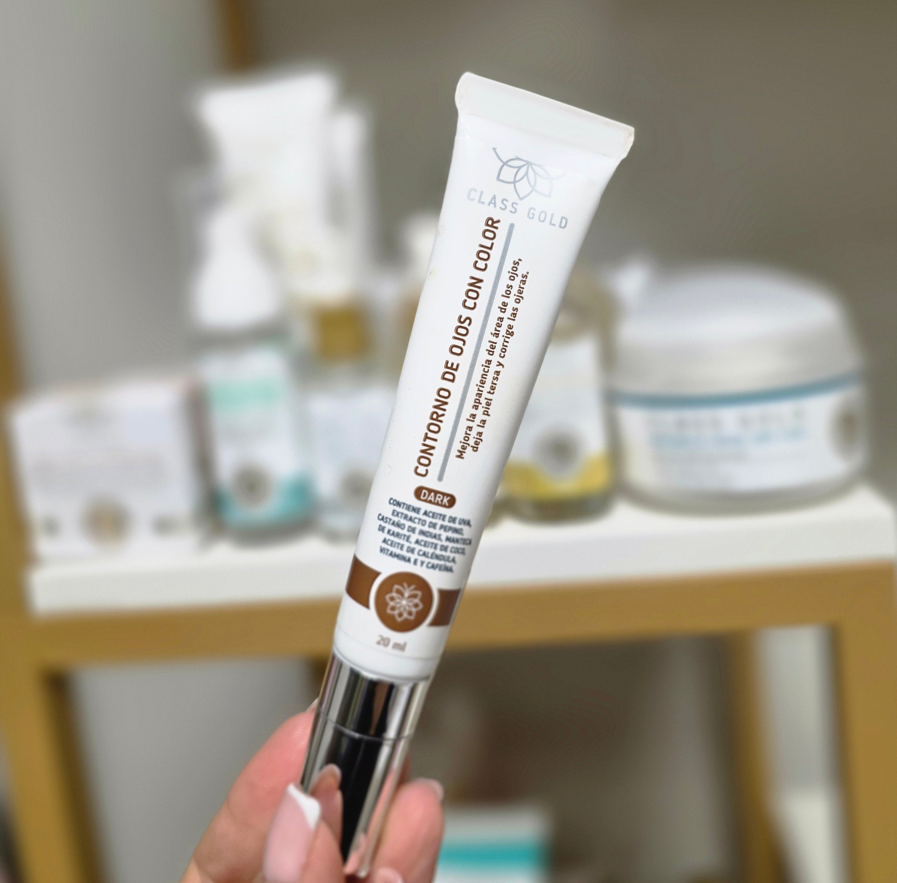 Contorno de Ojos Class Gold Con Color